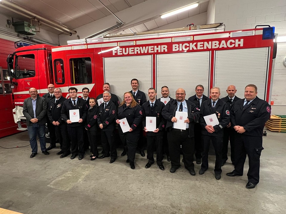 JHV_Befoerderung_Ehrungen.jpg