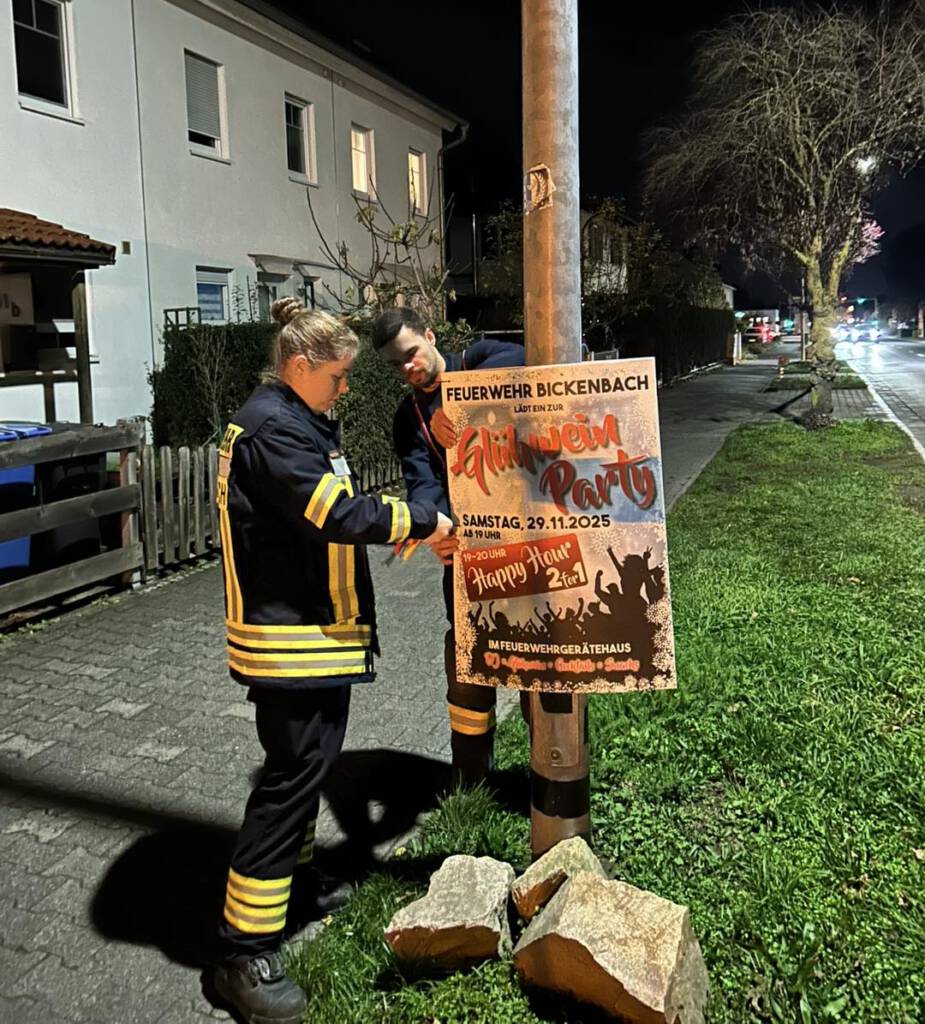 2025-11-13 Plakatierung Glühweinparty